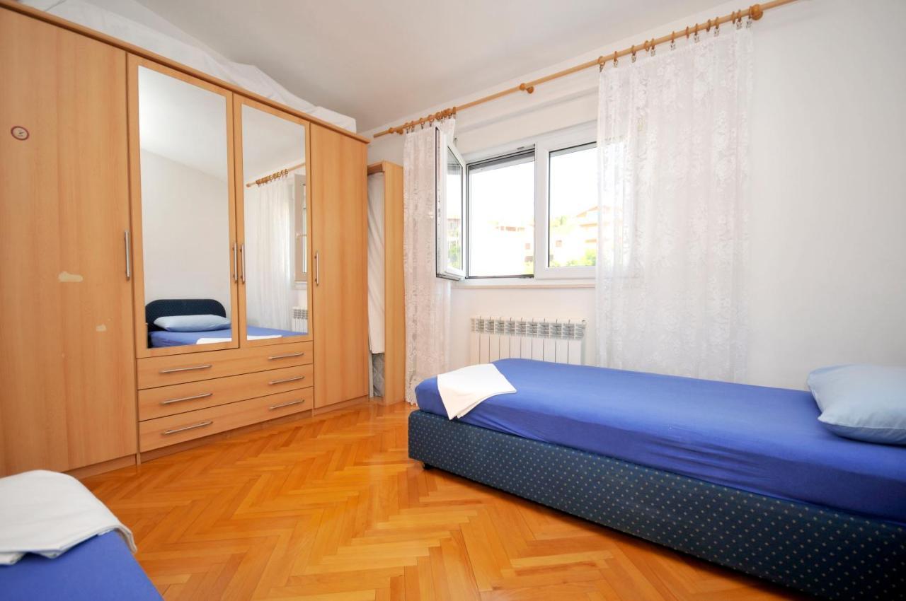 Apartman Elena Трогир Экстерьер фото