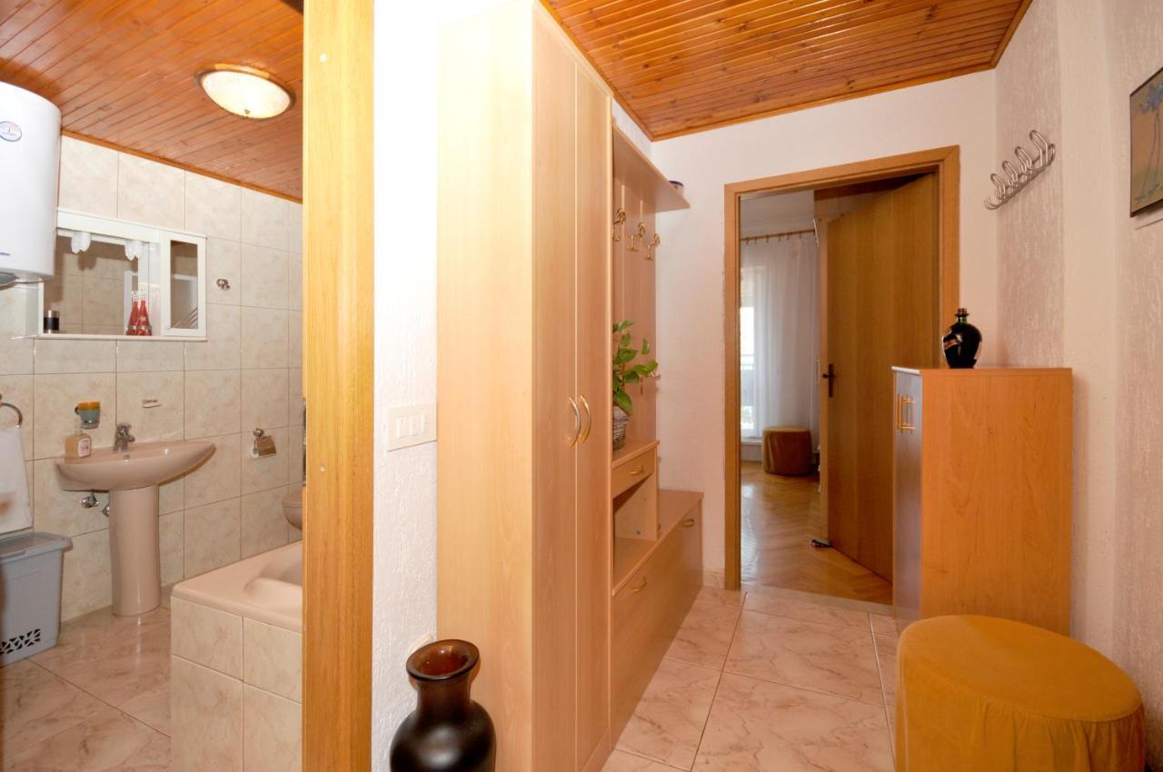 Apartman Elena Трогир Экстерьер фото