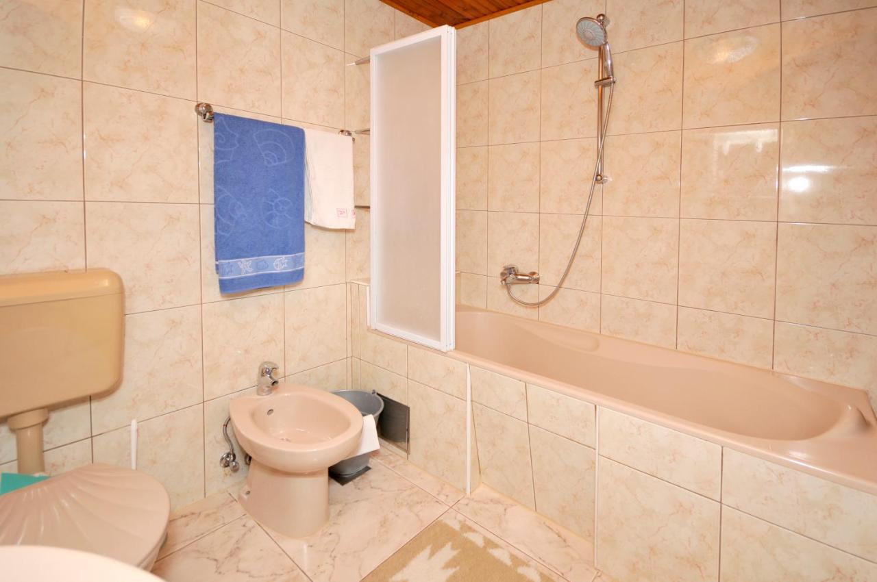 Apartman Elena Трогир Экстерьер фото