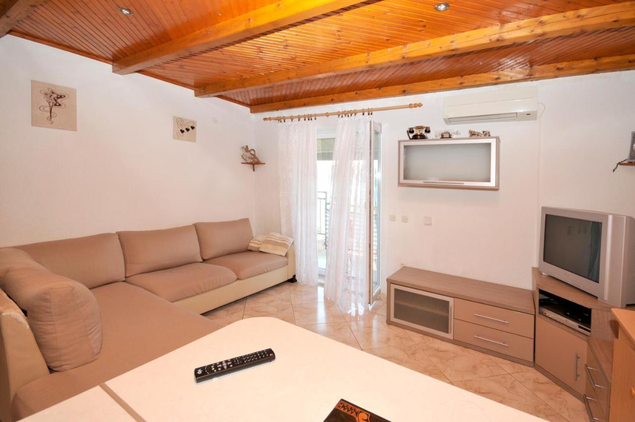 Apartman Elena Трогир Экстерьер фото